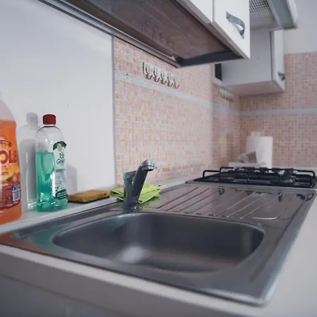 Peterpan, Direttamente Sulla Piazza * Casal Fiumanese