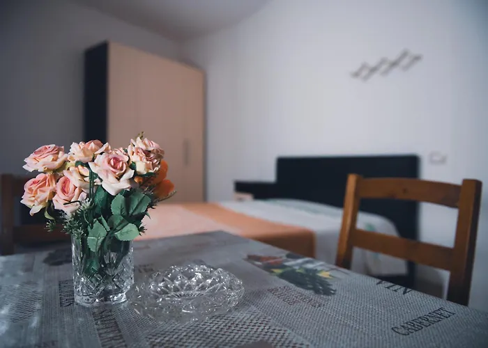 Peterpan, Direttamente Sulla Piazza Апартаменты *