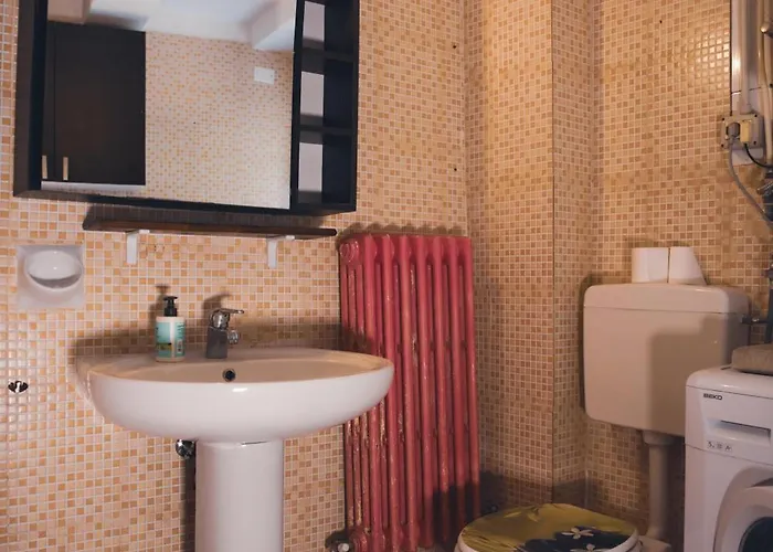 Peterpan, Direttamente Sulla Piazza Apartman Casal Fiumanese