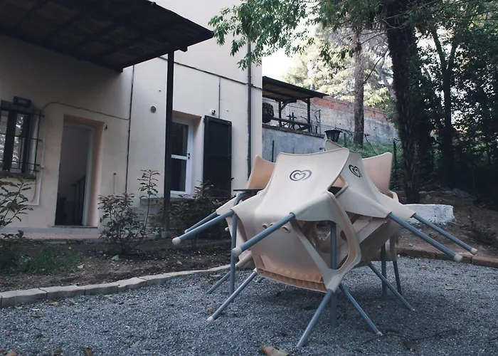 Peterpan, Direttamente Sulla Piazza *