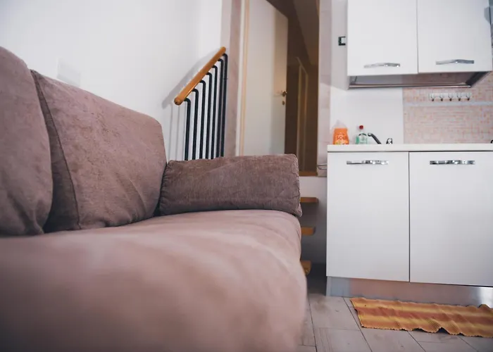 Peterpan, Direttamente Sulla Piazza * Casal Fiumanese